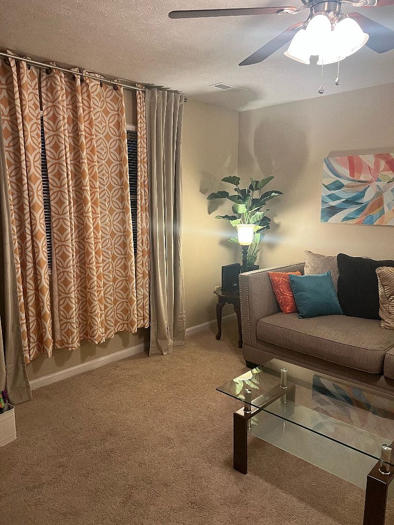 Furnished Finder property 248706_3 photo 2