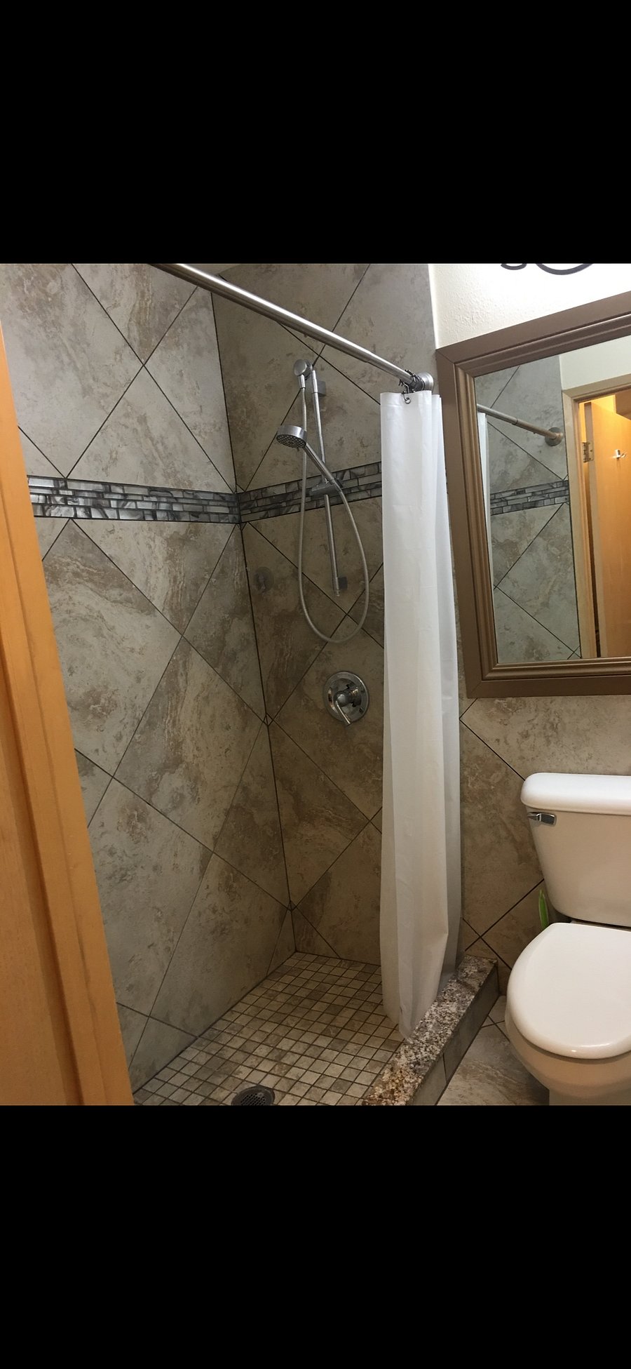 Furnished Finder property 248857_1 photo 16
