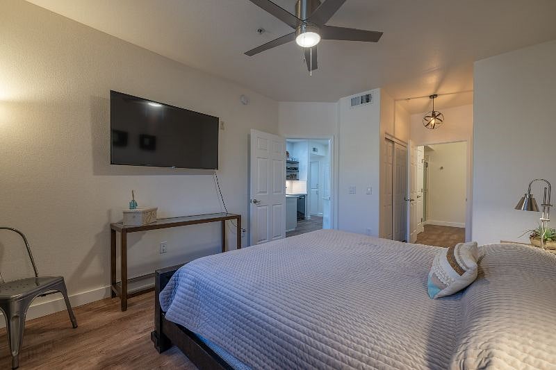 Furnished Finder property 249019_1 photo 14