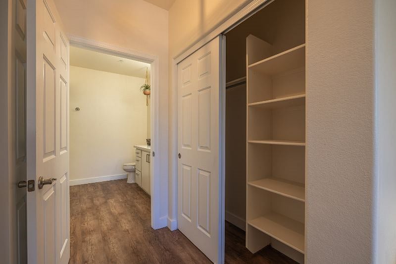 Furnished Finder property 249019_1 photo 15