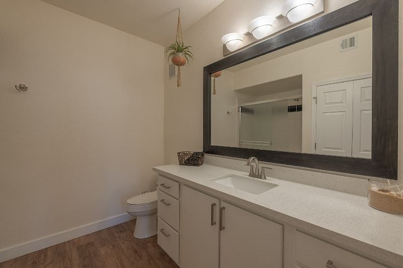 Furnished Finder property 249019_1 photo 16