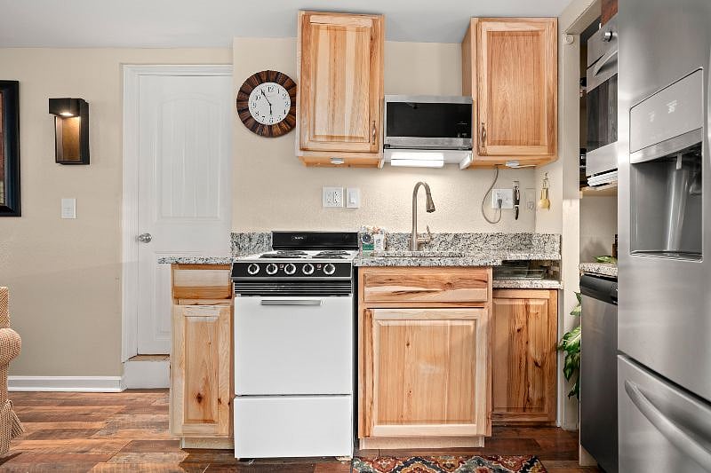Furnished Finder property 249090_1 photo 15