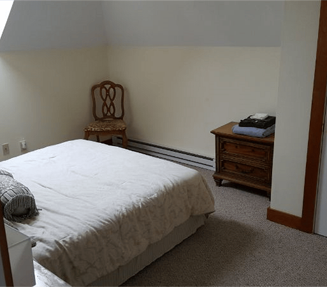 1 private bedroom