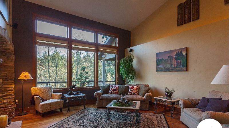 Main floor living room
