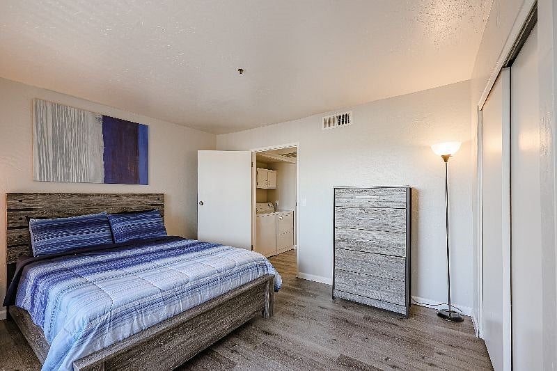 Furnished Finder property 249769_18 photo 3