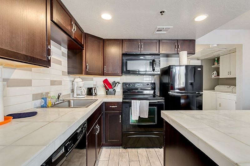 Furnished Finder property 249769_6 photo 3