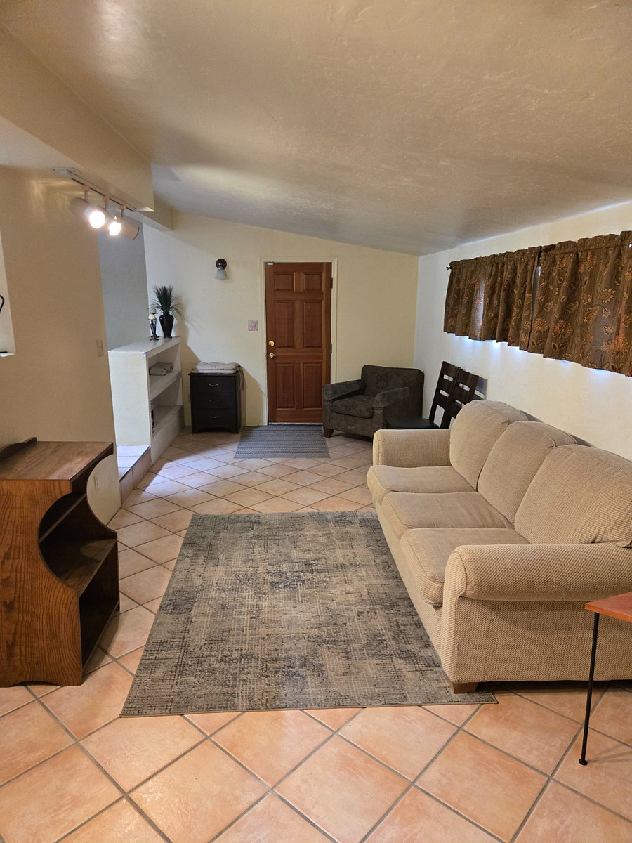 Furnished Finder property 250008_1 photo 7