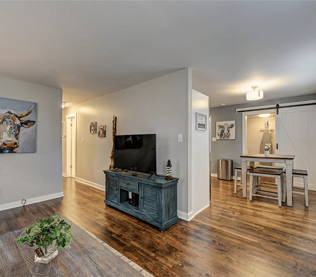 Furnished Finder property 250189_1 photo 12