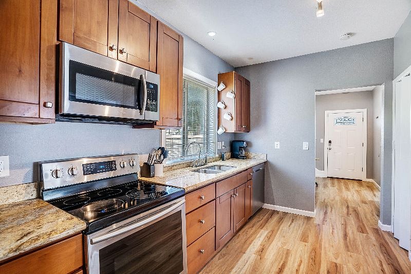 Furnished Finder property 250230_1 photo 4