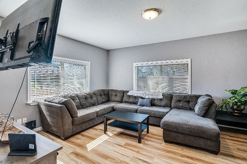 Furnished Finder property 250230_1 photo 8