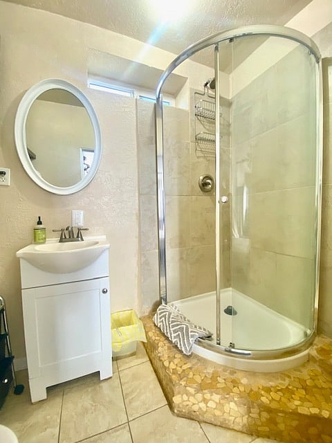 Furnished Finder property 250261_3 photo 10