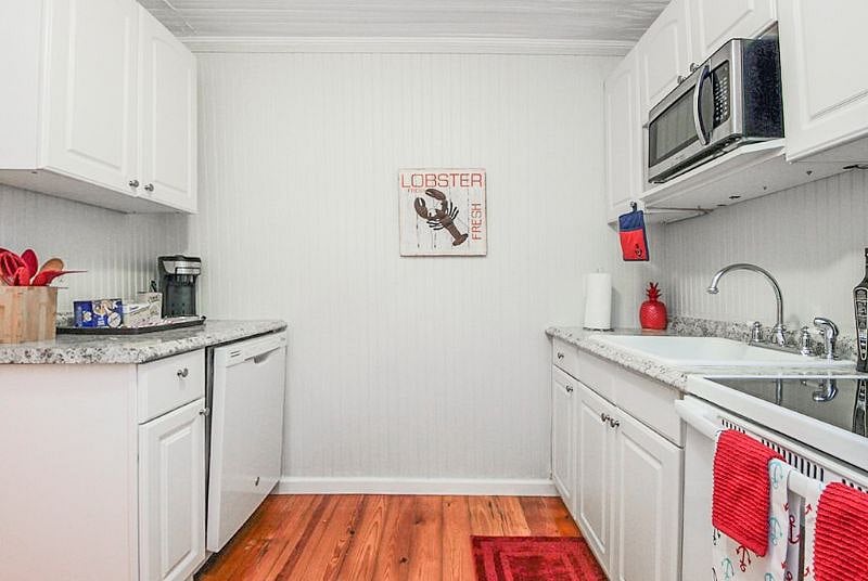 Furnished Finder property 250307_1 photo 16