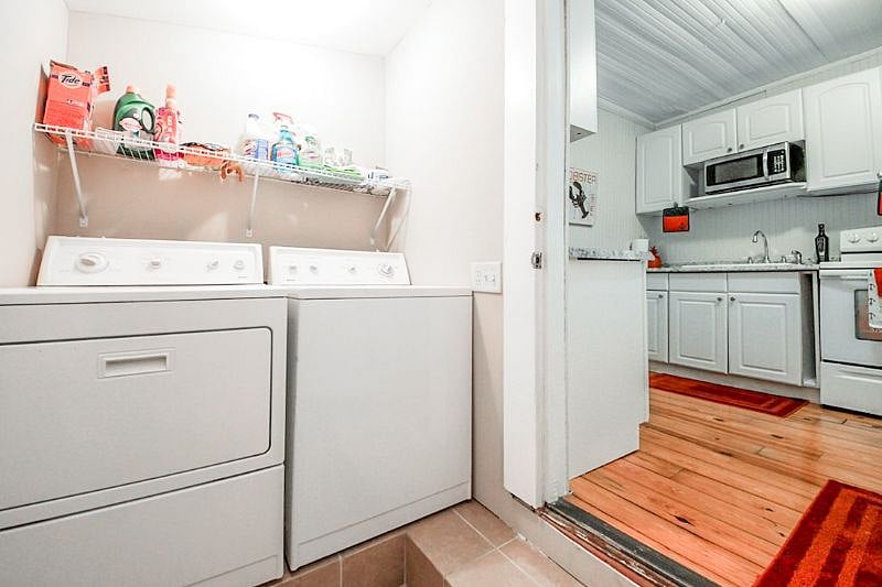 Furnished Finder property 250307_1 photo 17