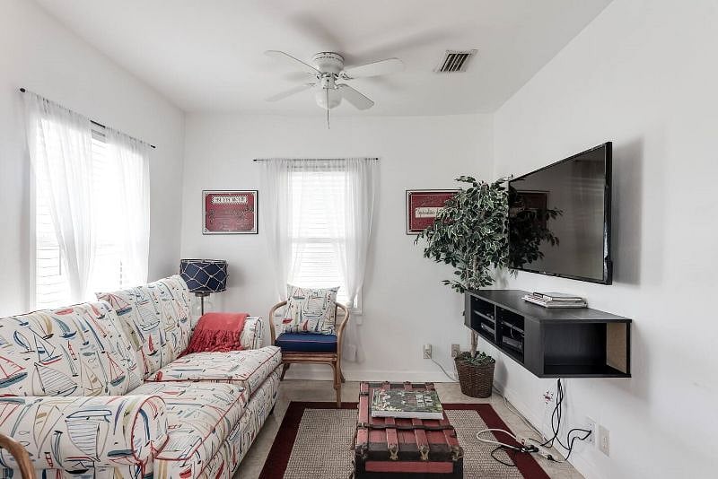Furnished Finder property 250307_1 photo 13