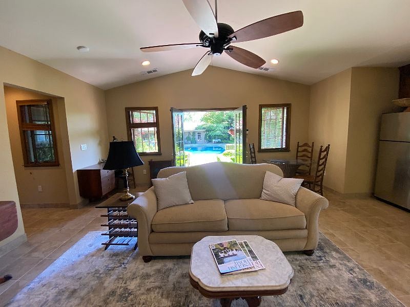 Furnished Finder property 250323_1 photo 8