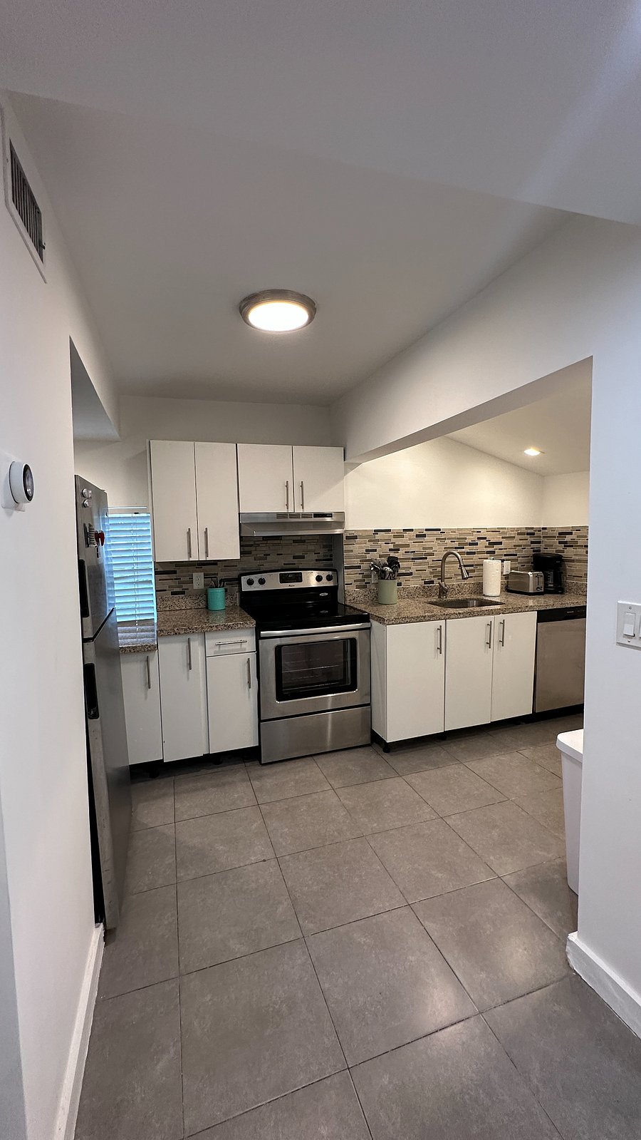 Furnished Finder property 250723_1 photo 13