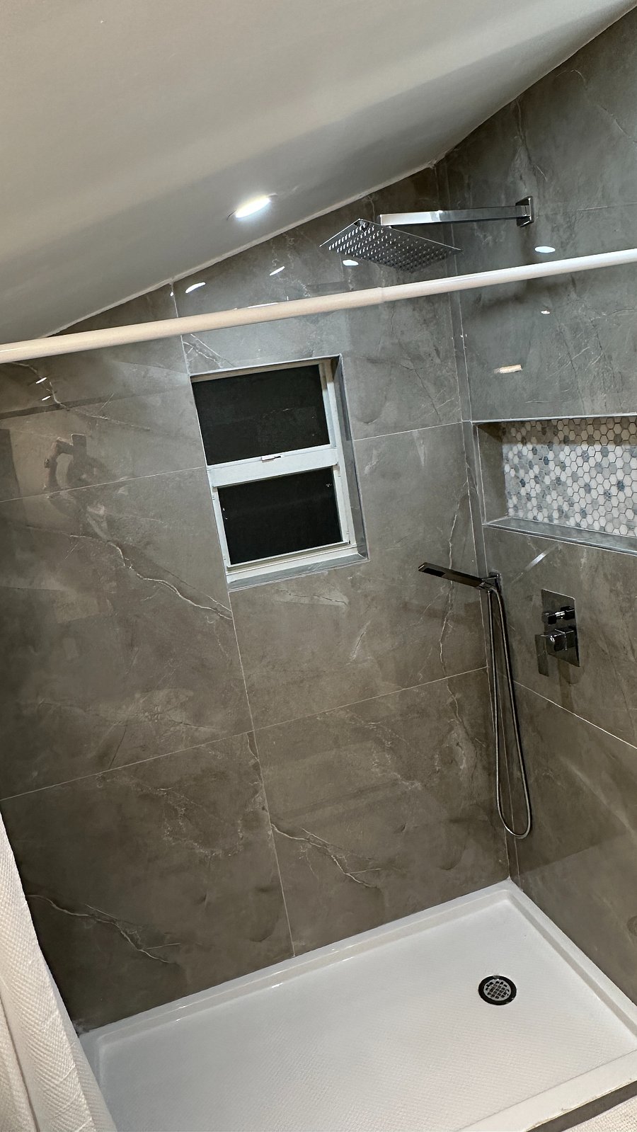 Furnished Finder property 250723_1 photo 16