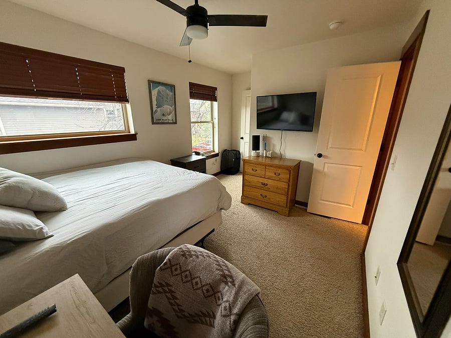 Furnished Finder property 250806_1 photo 3