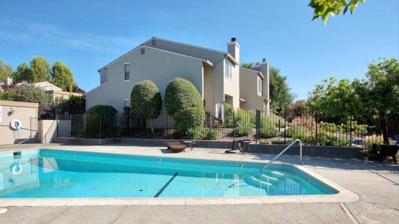 Community pool