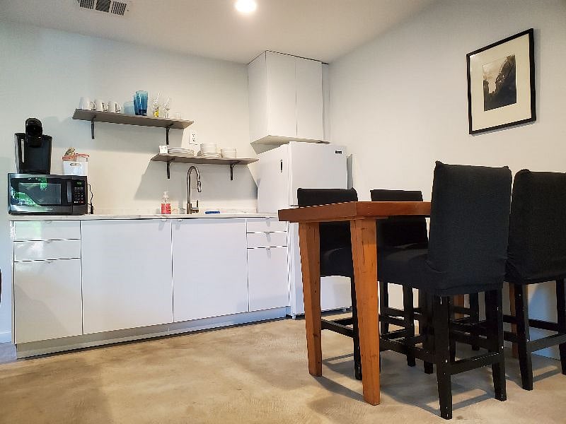 Furnished Finder property 250947_1 photo 4