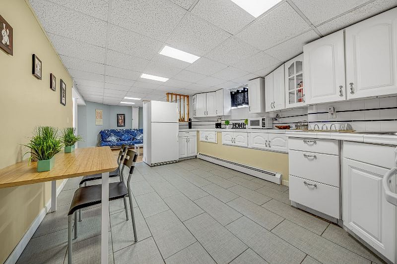 Furnished Finder property 251045_1 photo 10