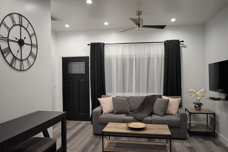 Furnished Finder property 251230_2 photo 4