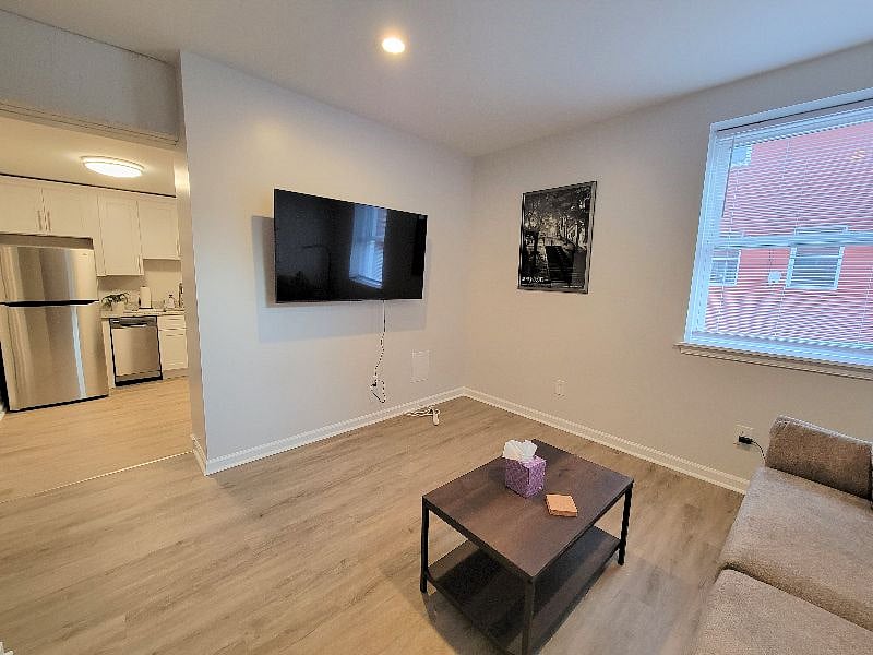 Furnished Finder property 251350_3 photo 6