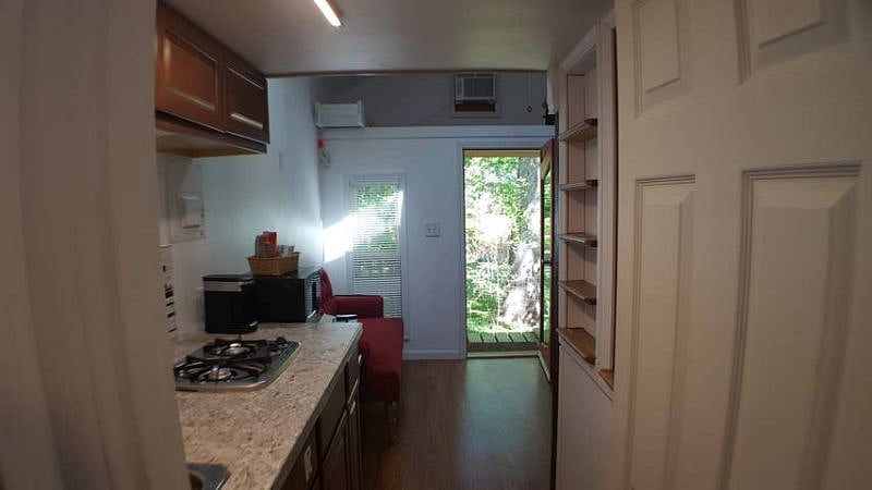 Furnished Finder property 251504_1 photo 3