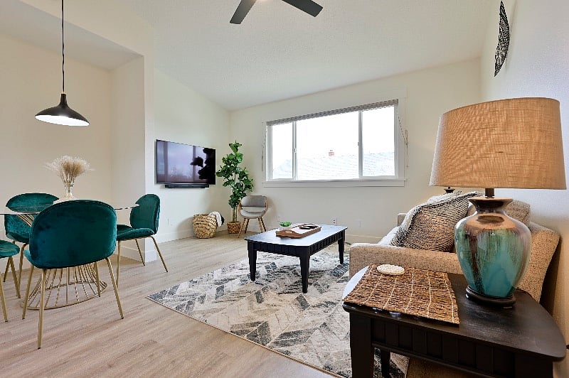 Furnished Finder property 251598_2 photo 1