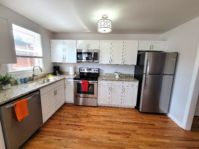 Furnished Finder property 251601_1 photo 3