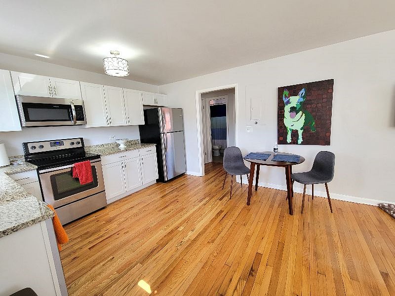 Furnished Finder property 251601_1 photo 4