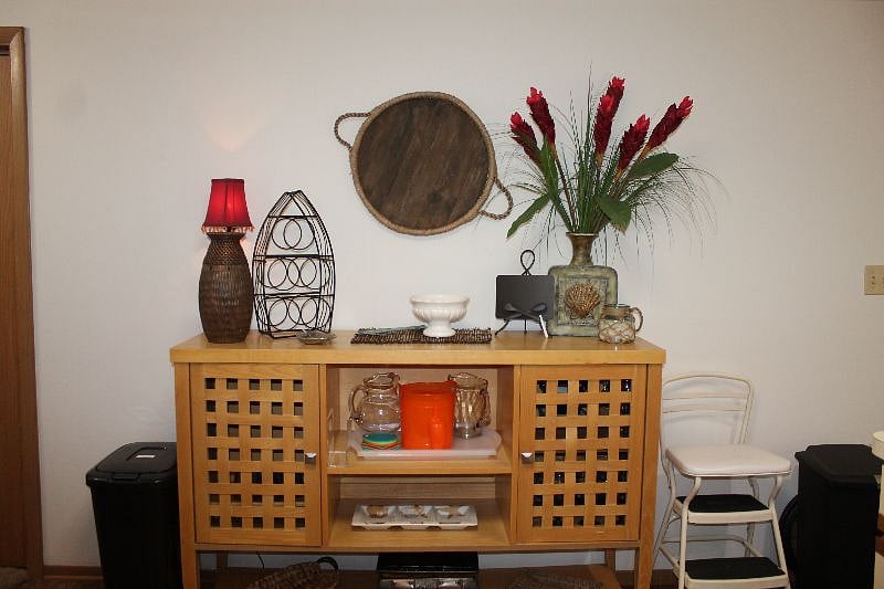 Kitchen server