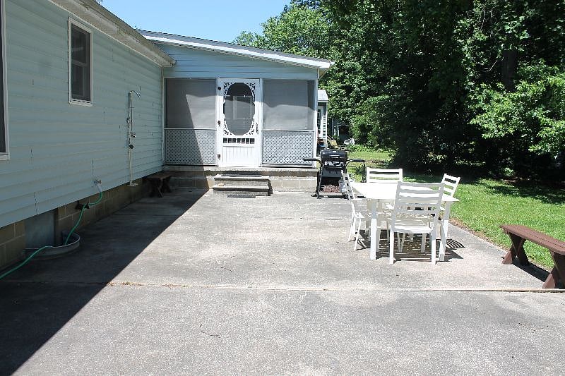 Screened Porch and Patio