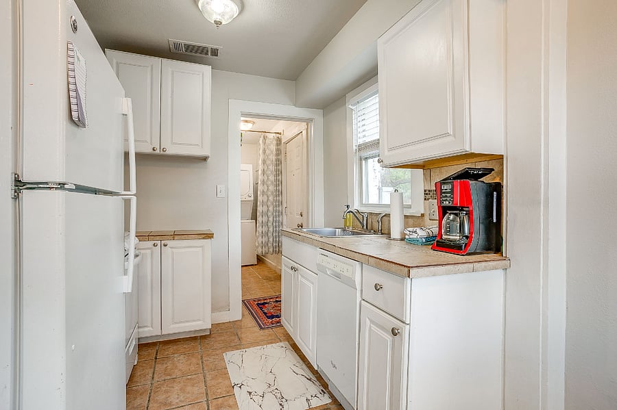 Furnished Finder property 251850_1 photo 3