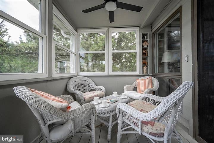 Furnished Finder property 251902_1 photo 9