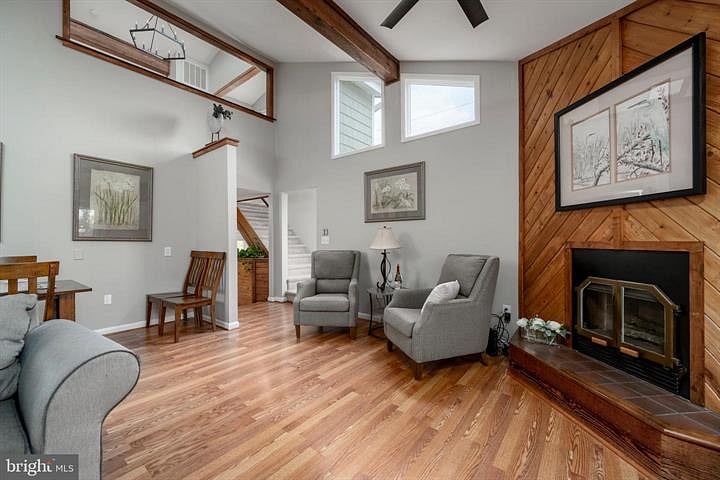 Furnished Finder property 251902_1 photo 13