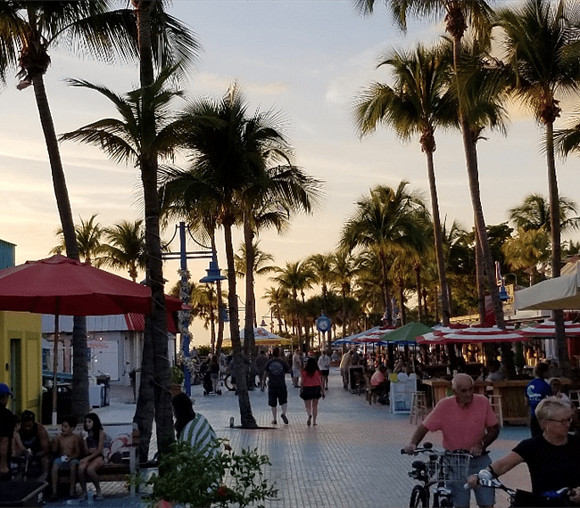 Times Square - Fort Myers Beach