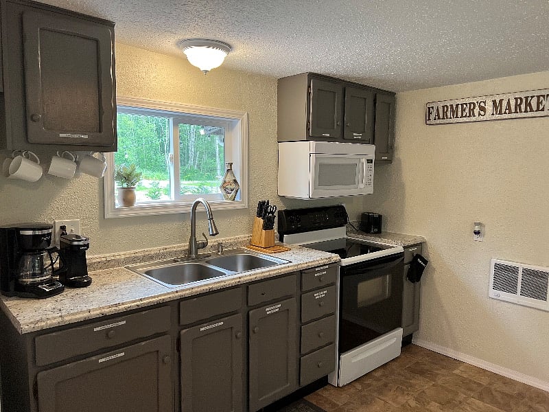 Furnished Finder property 252086_2 photo 8