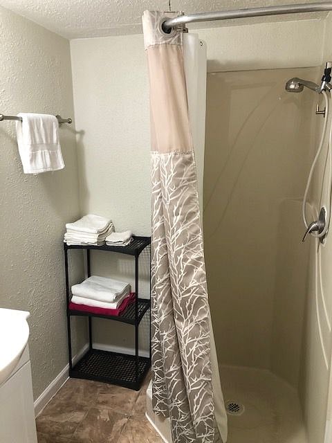 Furnished Finder property 252086_2 photo 15