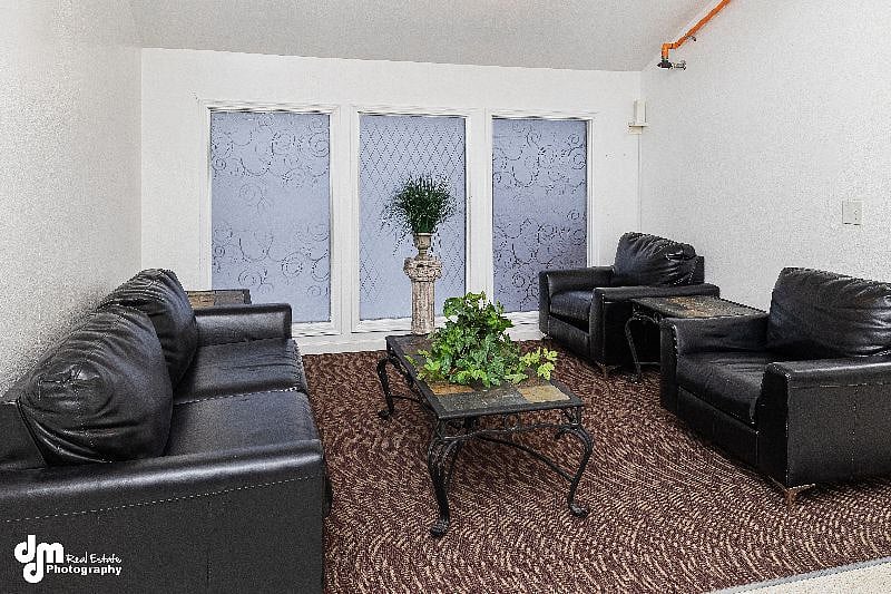 Furnished Finder property 252093_3 photo 39