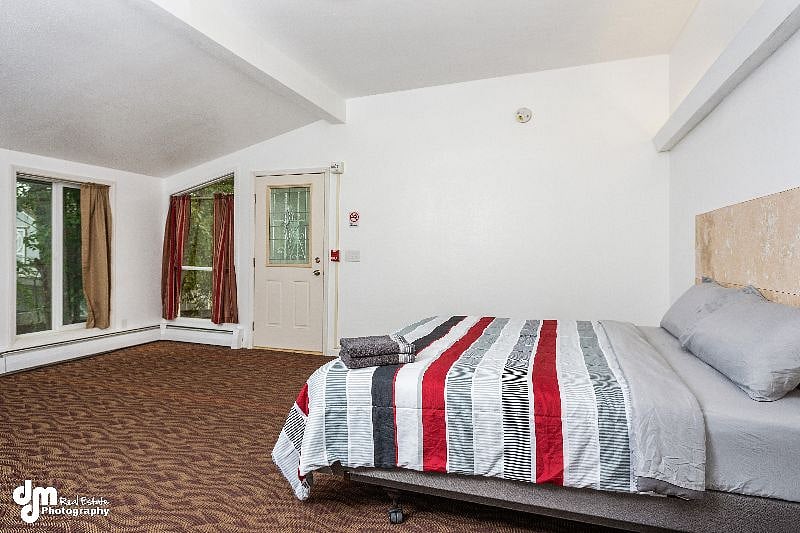 Furnished Finder property 252093_3 photo 20