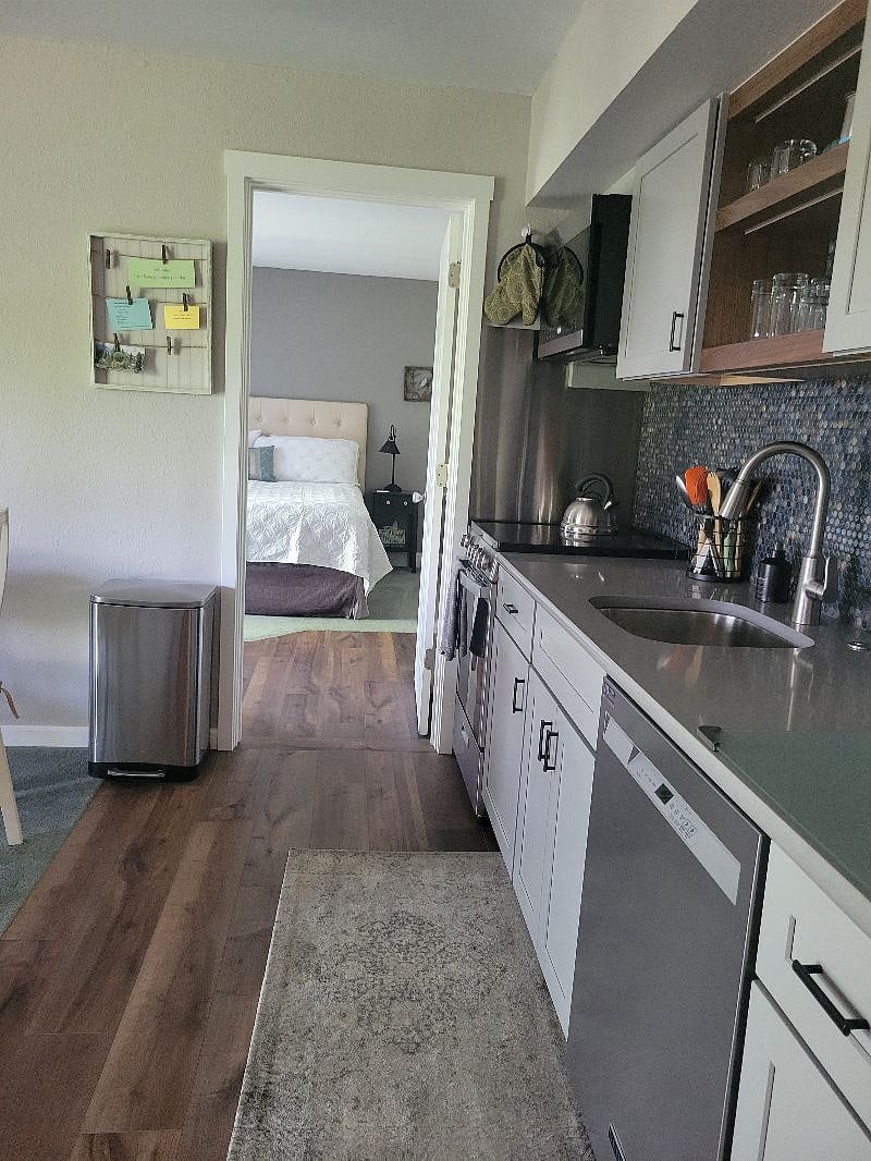Furnished Finder property 252203_1 photo 10