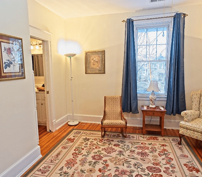 Upstairs
Master Bedroom