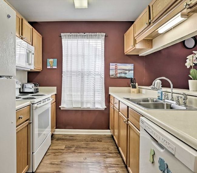 Furnished Finder property 252228_3 photo 7