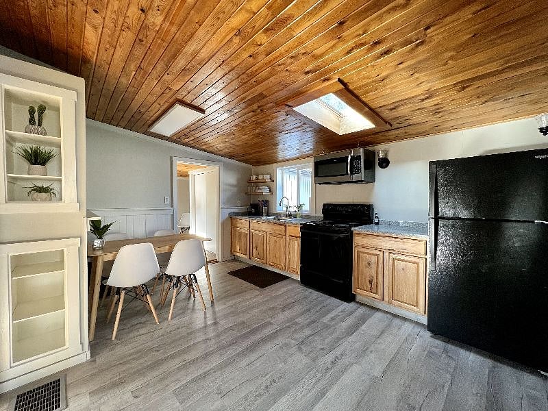 Furnished Finder property 252538_1 photo 10