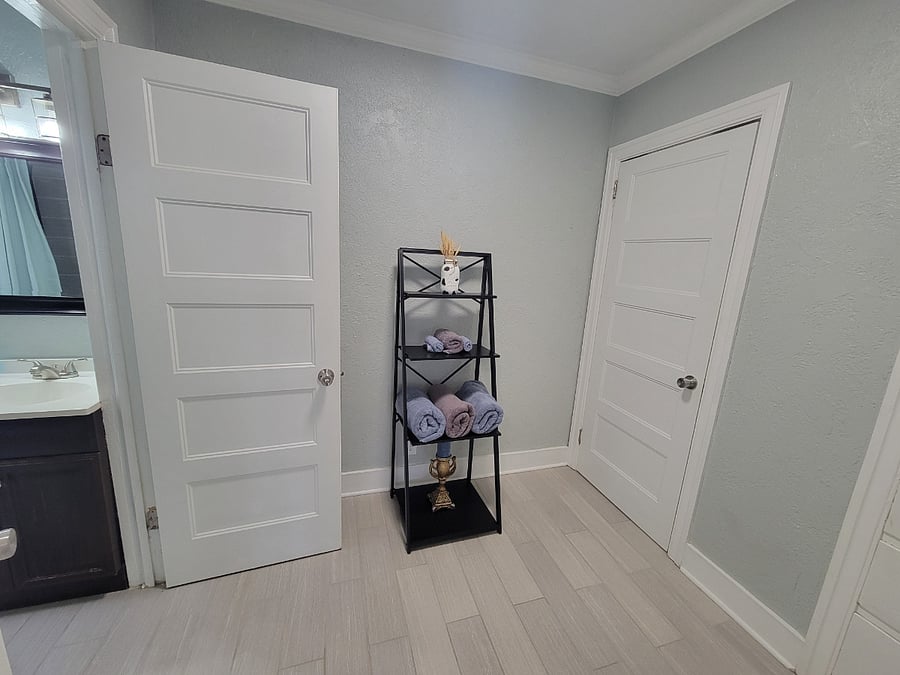 Furnished Finder property 252602_1 photo 13