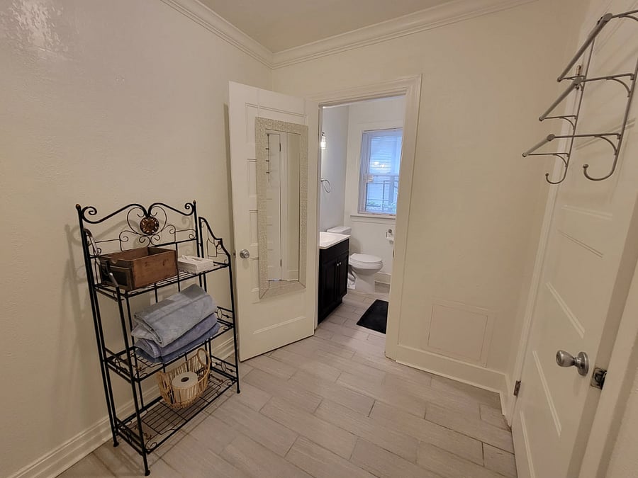 Furnished Finder property 252602_2 photo 7