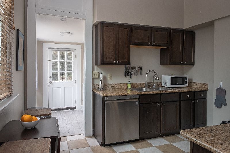Furnished Finder property 252693_1 photo 13