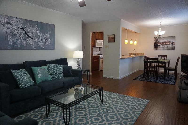 Furnished Finder property 253125_8 photo 3