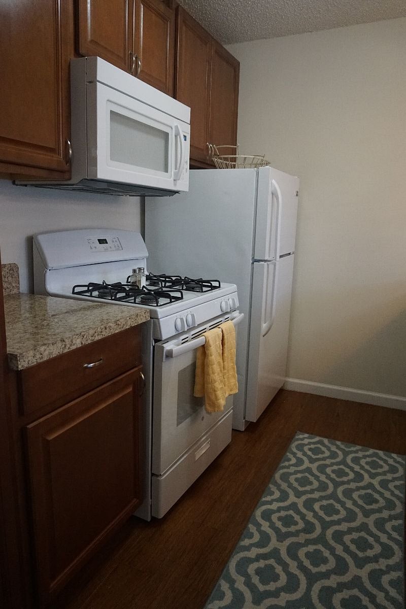 Furnished Finder property 253125_8 photo 8